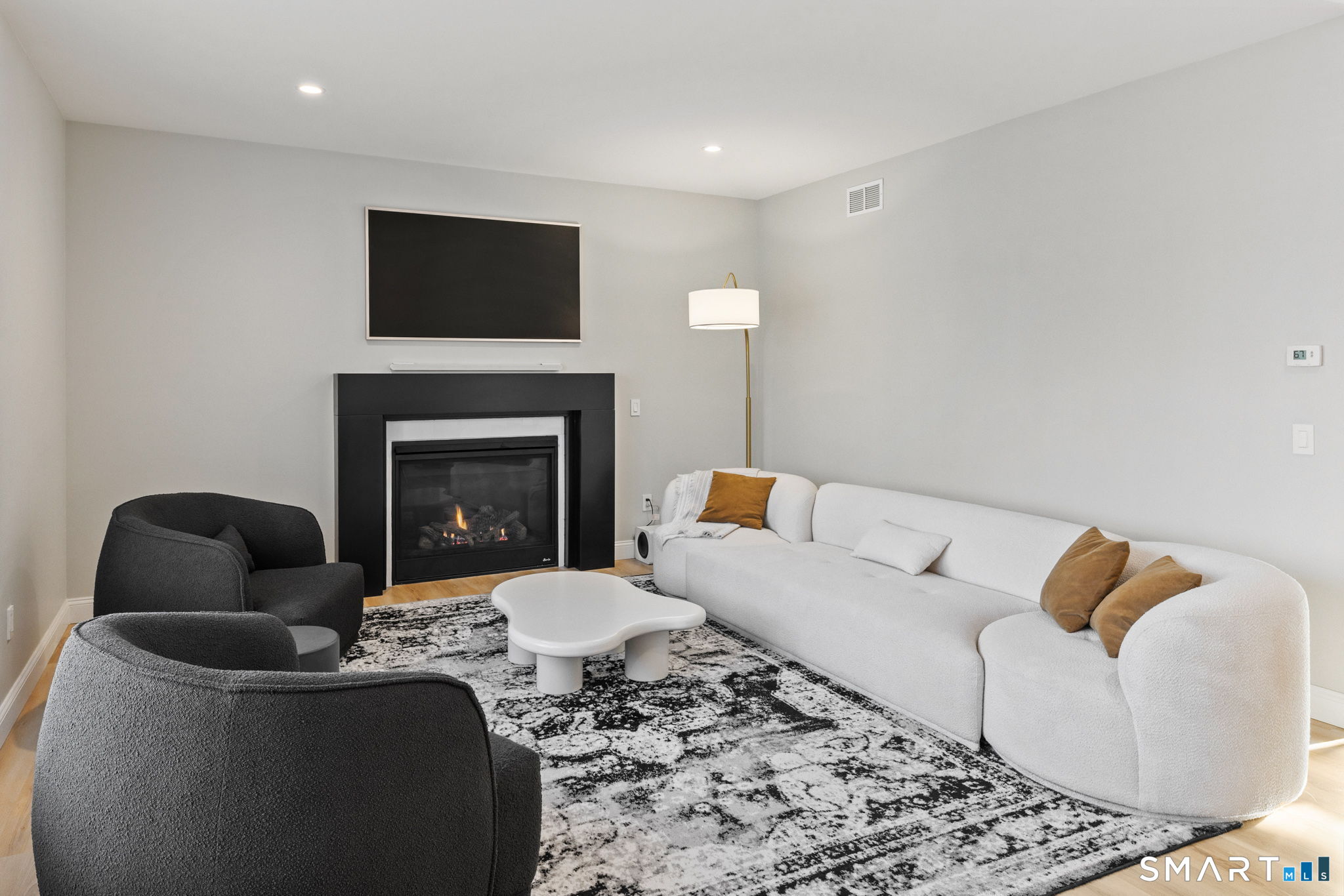 23 Greenwich Place Colchester CT 06415