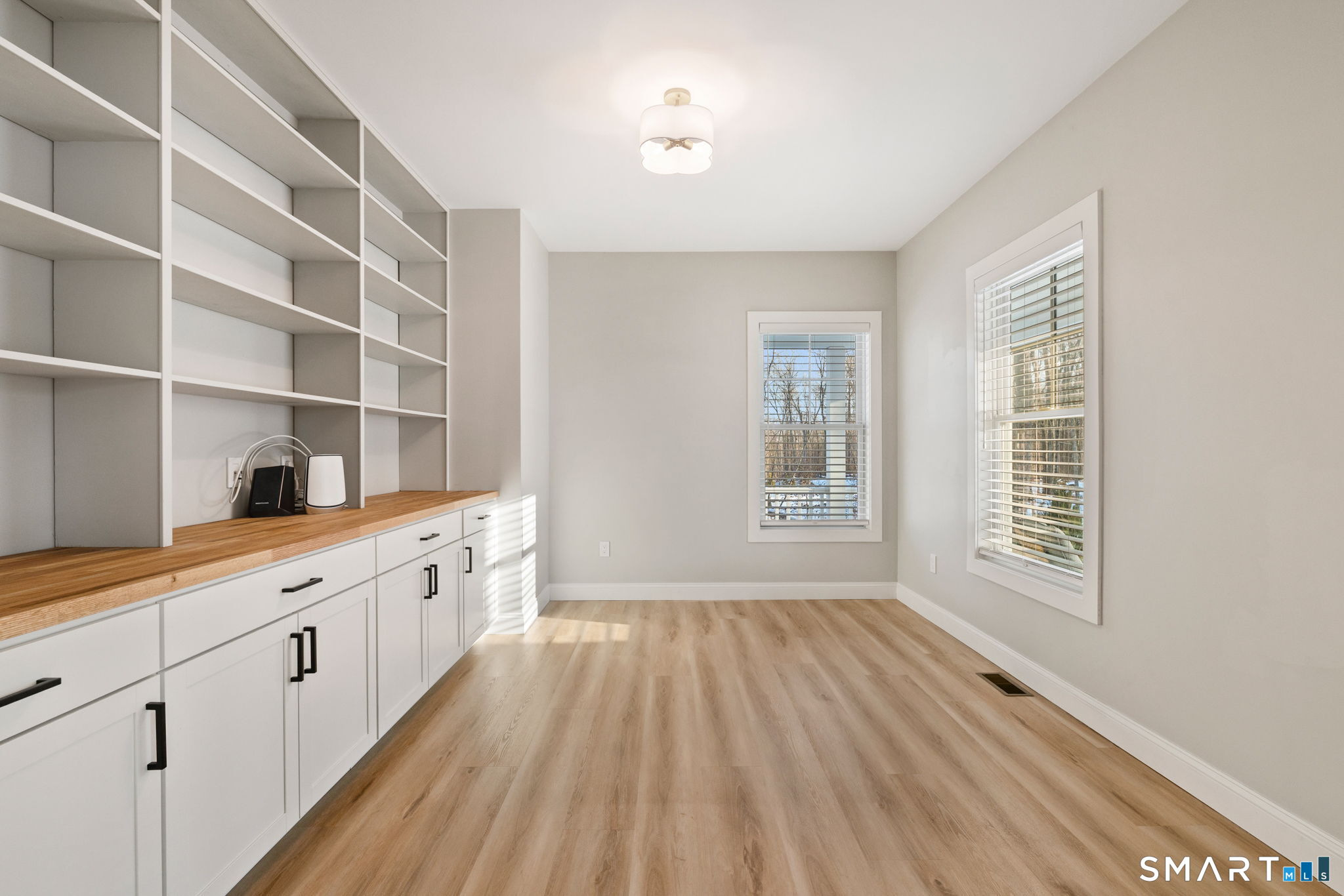 23 Greenwich Place Colchester CT 06415