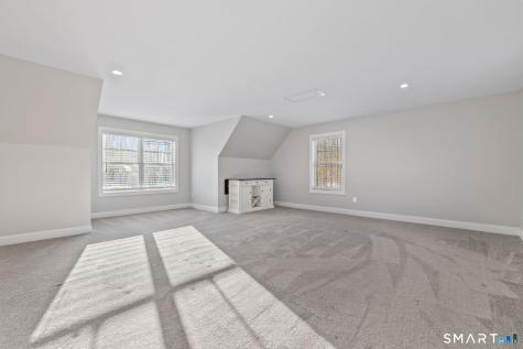 23 Greenwich Place Colchester CT 06415