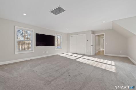 23 Greenwich Place Colchester CT 06415