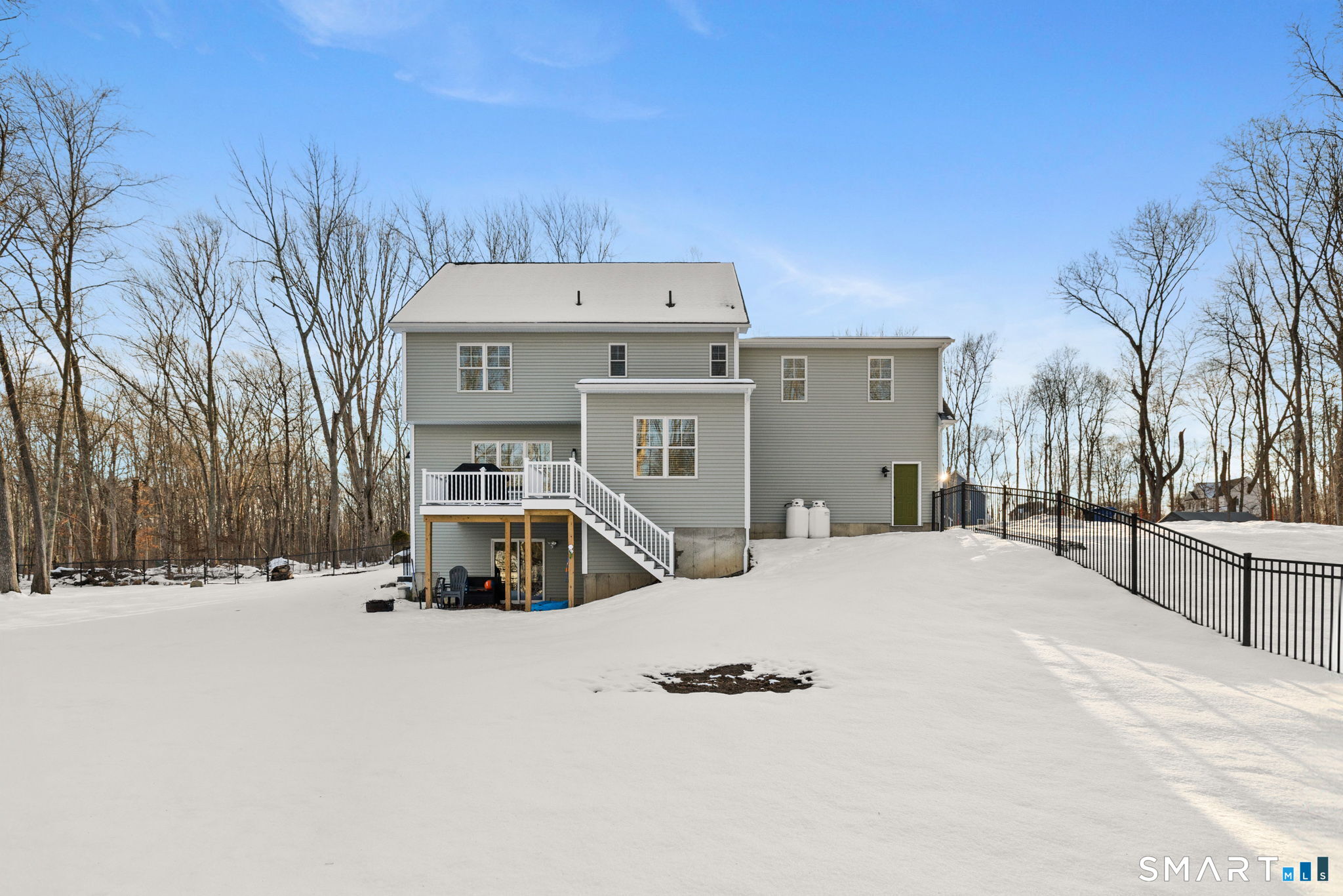 23 Greenwich Place Colchester CT 06415