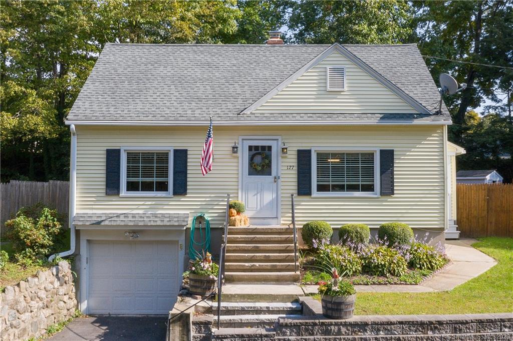 127 Locust Street Naugatuck CT 06770