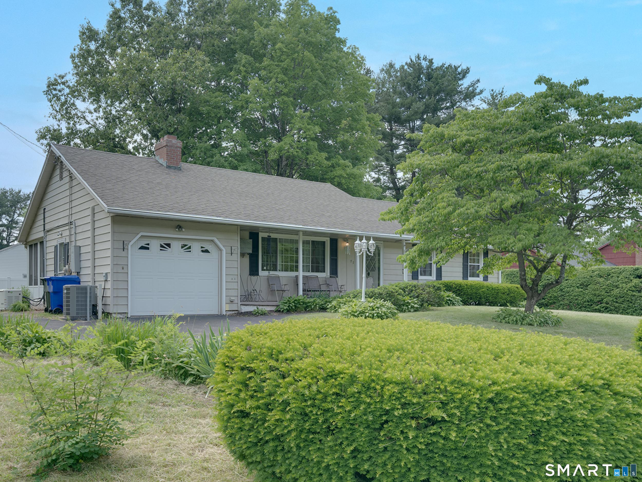 71 Crestwood Trail East Hartford CT 06118