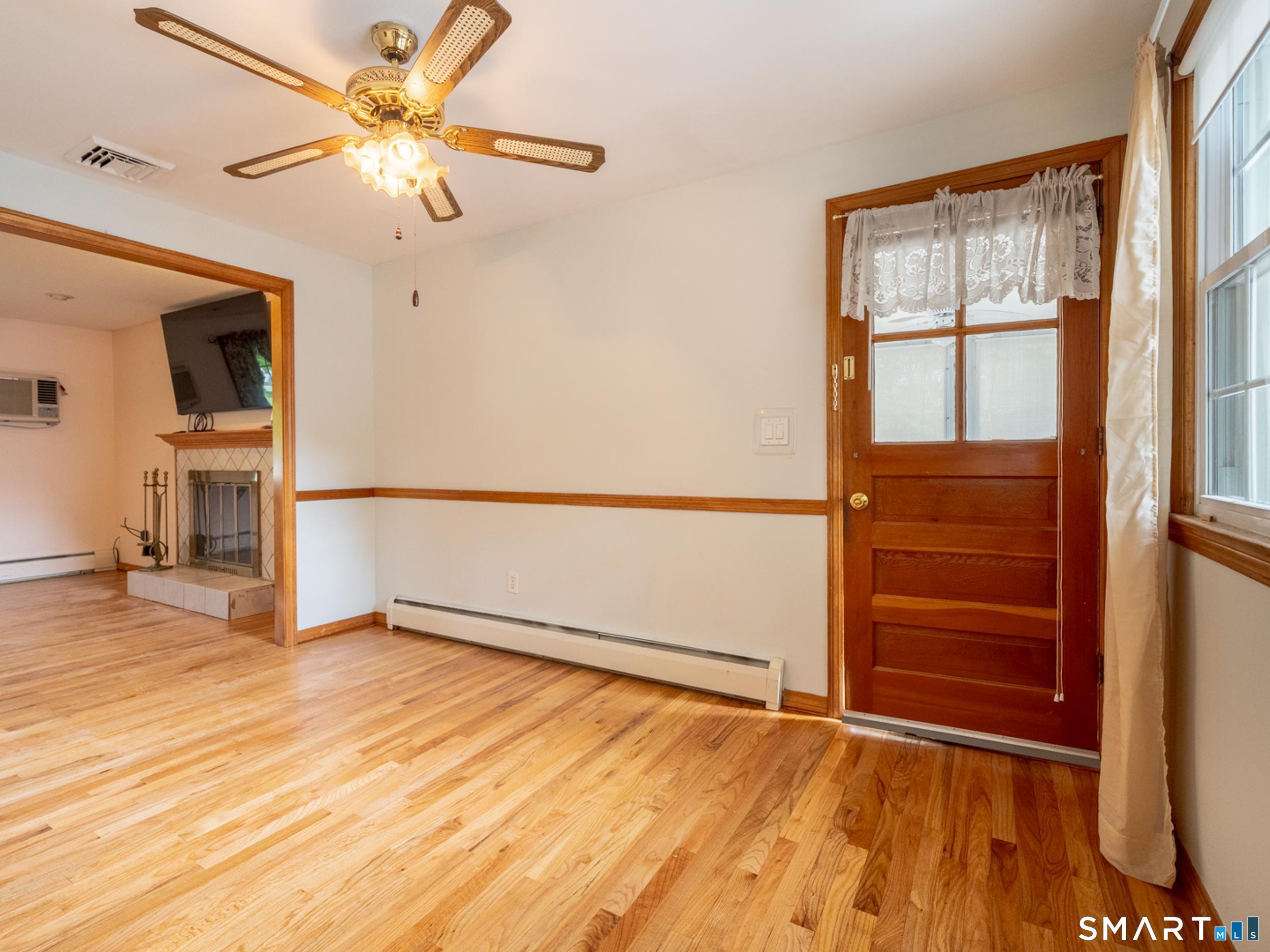 71 Crestwood Trail East Hartford CT 06118