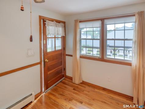 71 Crestwood Trail East Hartford CT 06118