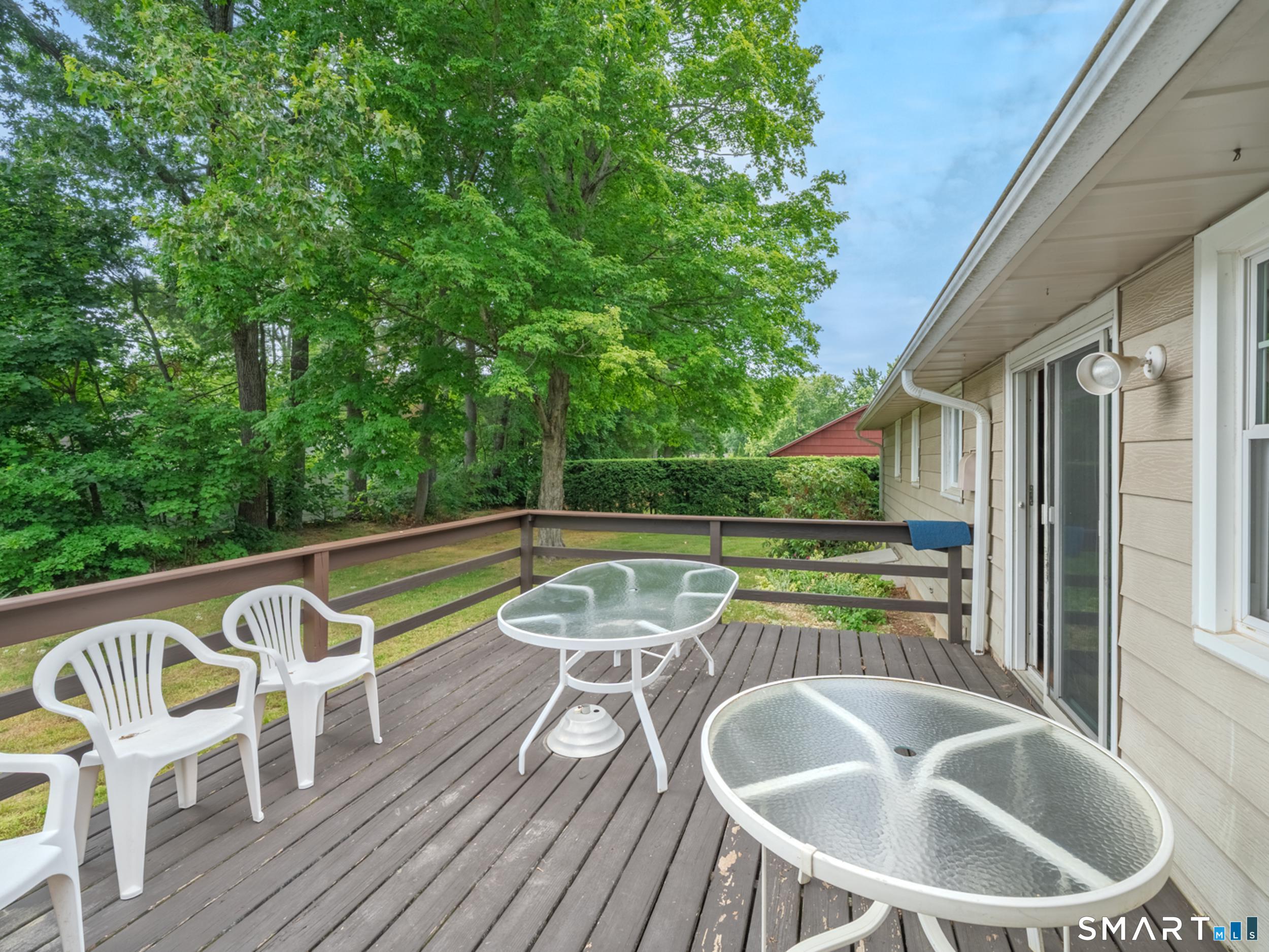 71 Crestwood Trail East Hartford CT 06118