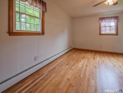 71 Crestwood Trail East Hartford CT 06118