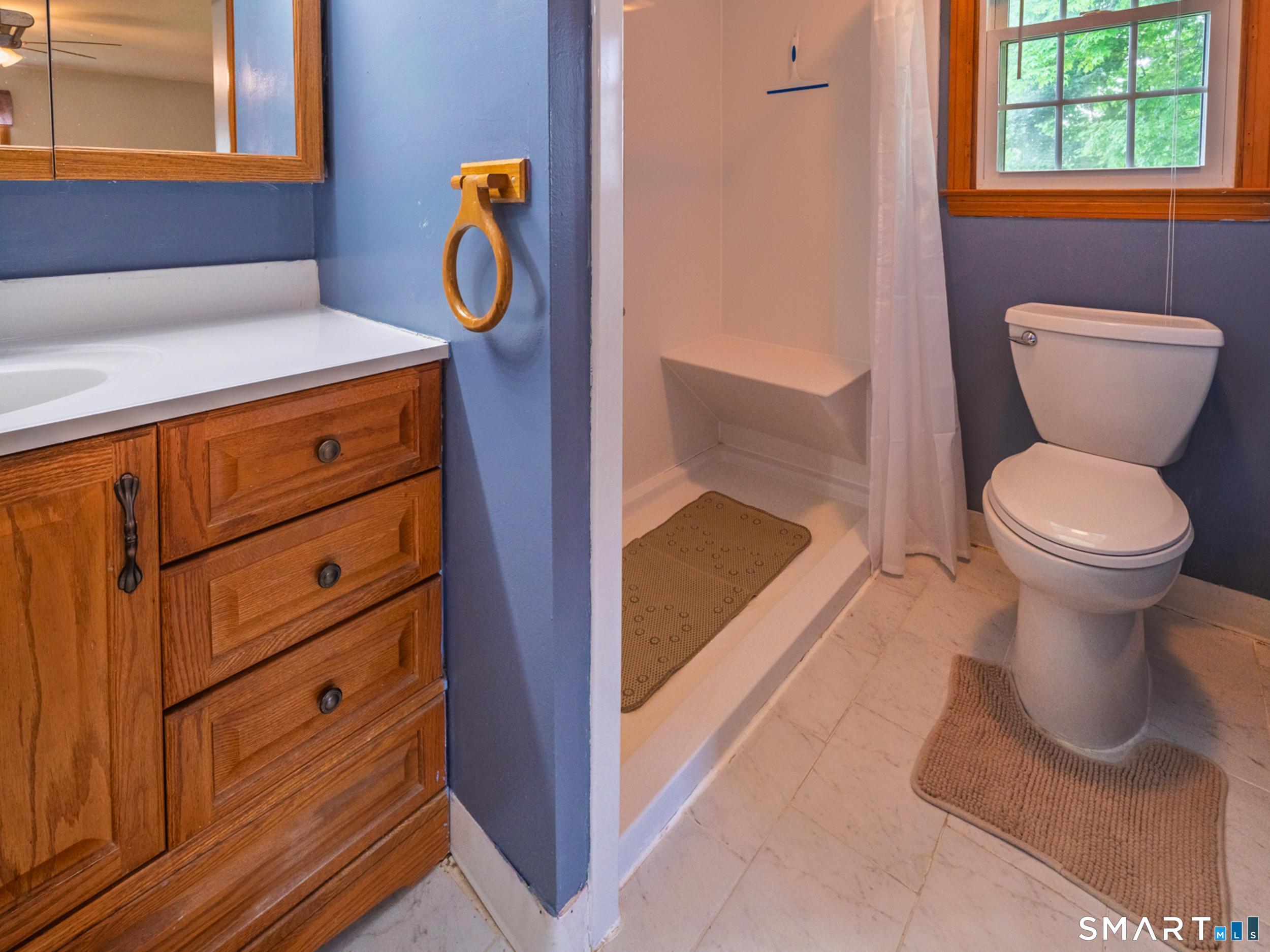 71 Crestwood Trail East Hartford CT 06118
