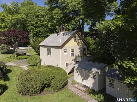 18 Church Street Redding CT 06896