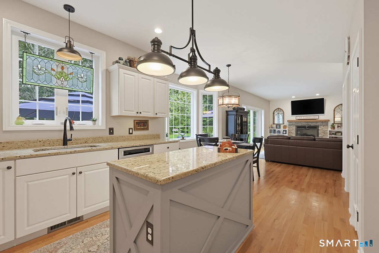 34 Foxglove Circle Haddam CT 06441