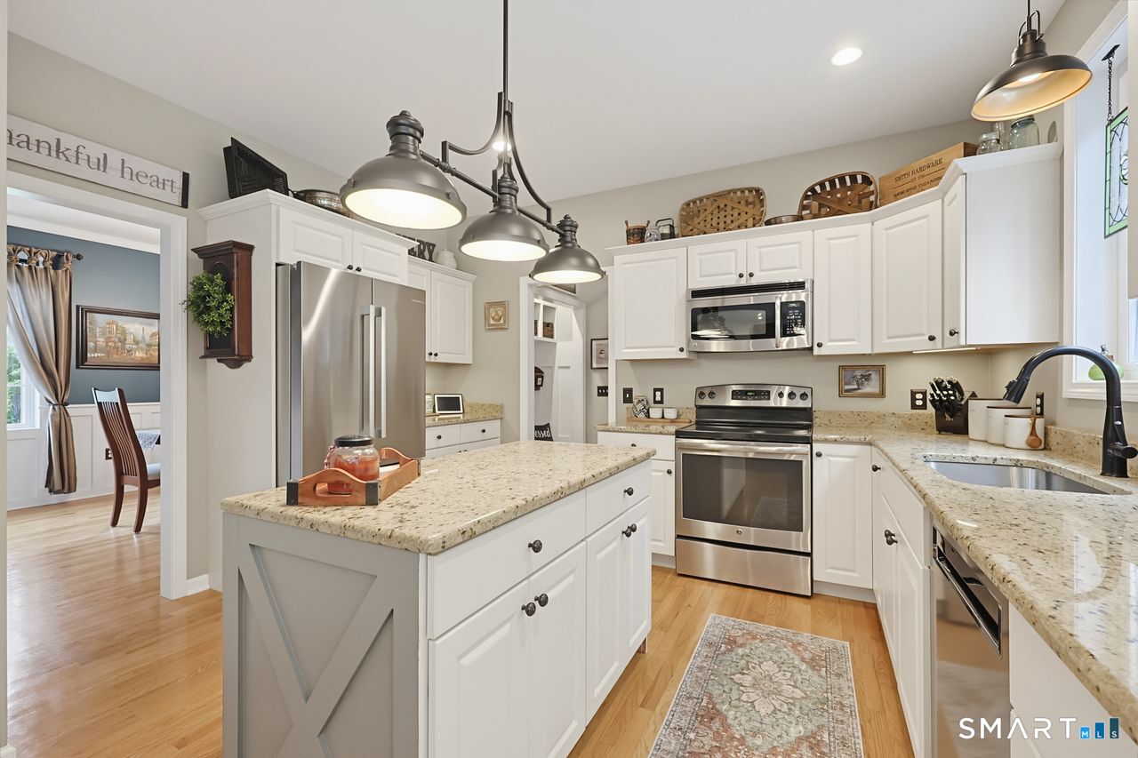 34 Foxglove Circle Haddam CT 06441