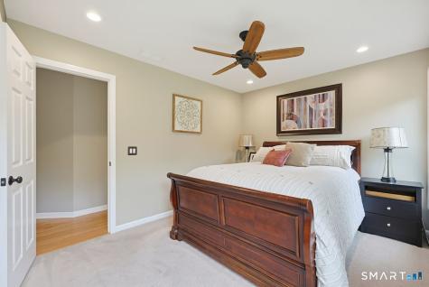 34 Foxglove Circle Haddam CT 06441