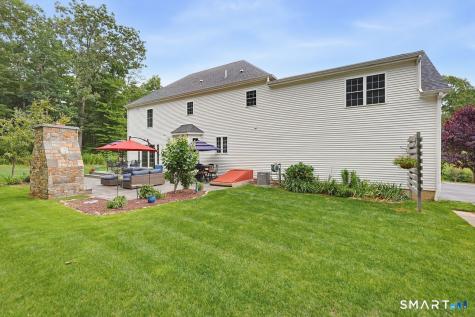 34 Foxglove Circle Haddam CT 06441
