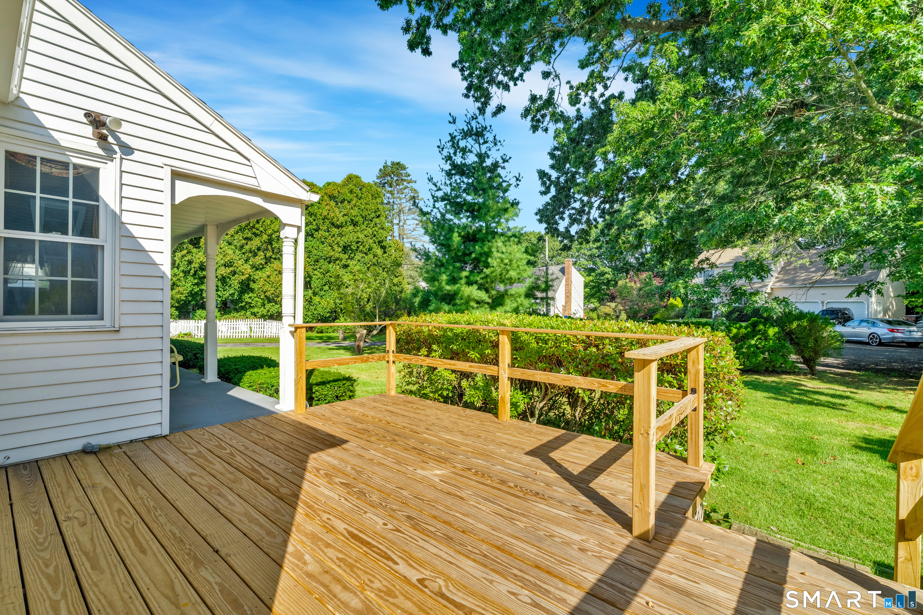 7 Barrett Drive East Lyme CT 06357