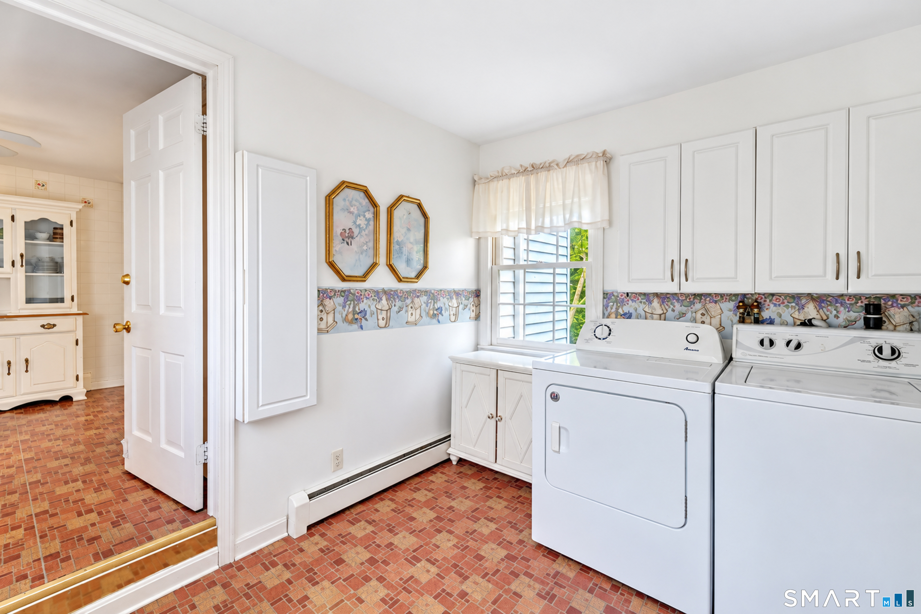 7 Barrett Drive East Lyme CT 06357