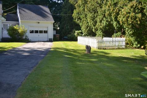 7 Barrett Drive East Lyme CT 06357