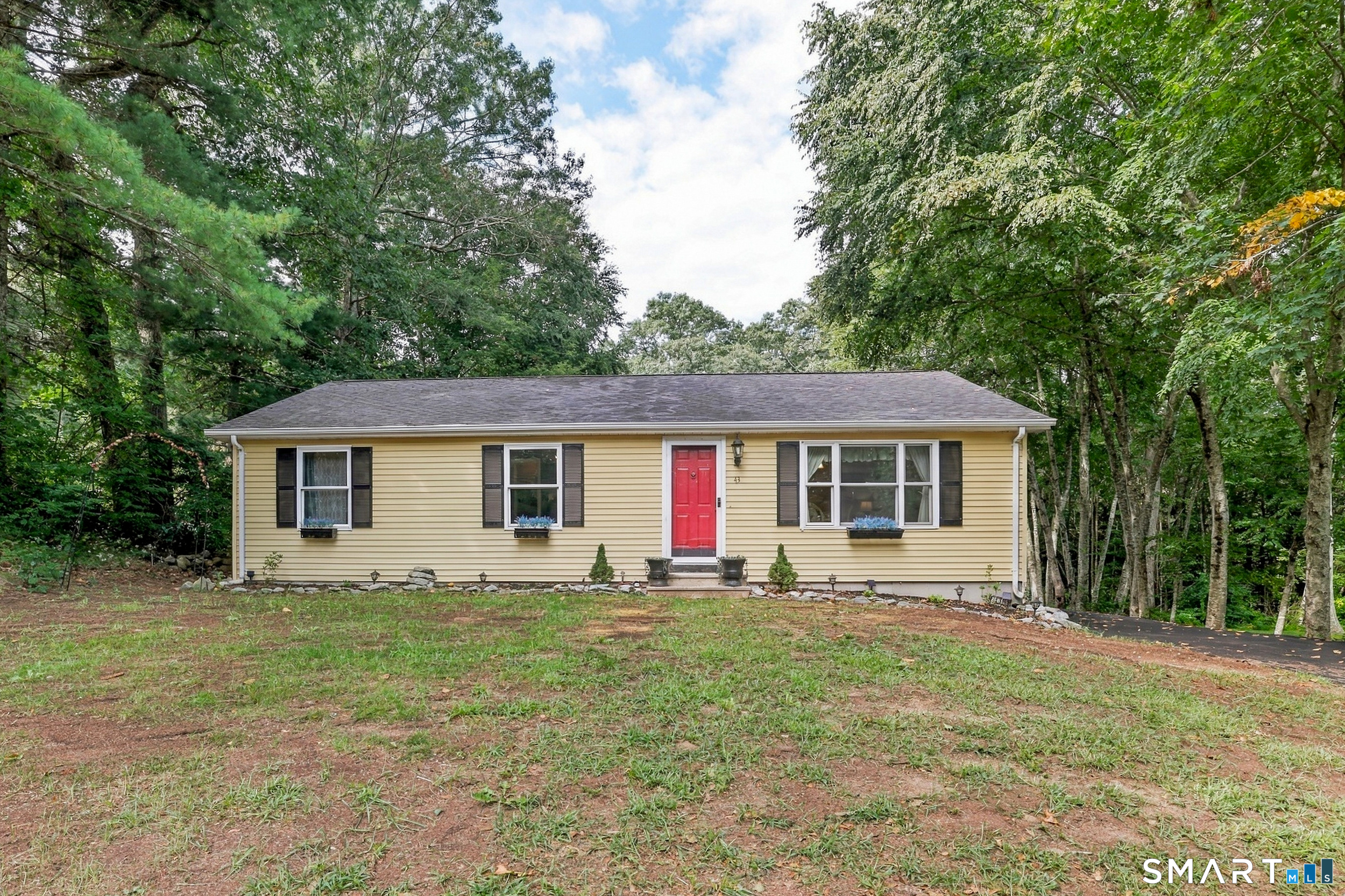 43 Valley Drive Voluntown CT 06384