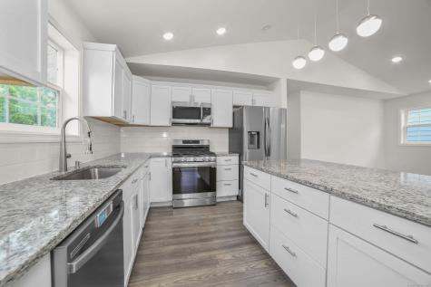38 Brown Street West Haven CT 06516