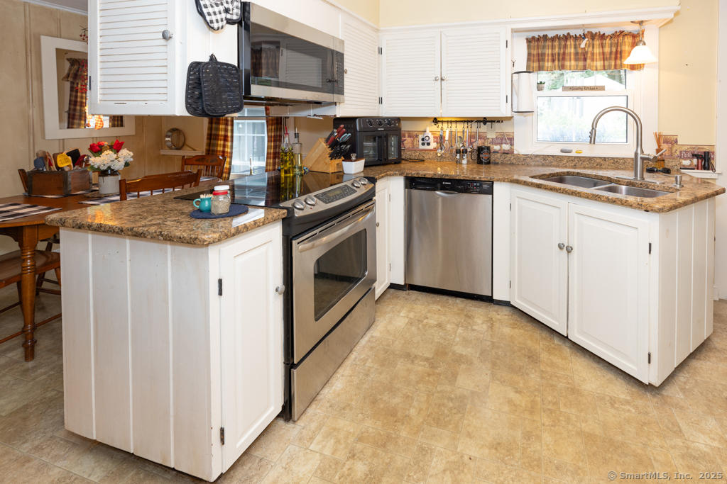 46 Hemlock Drive Deep River CT 06417