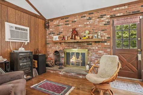 8 Settlers Road Bethel CT 06801