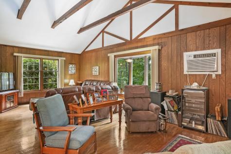 8 Settlers Road Bethel CT 06801