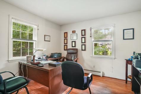 8 Settlers Road Bethel CT 06801