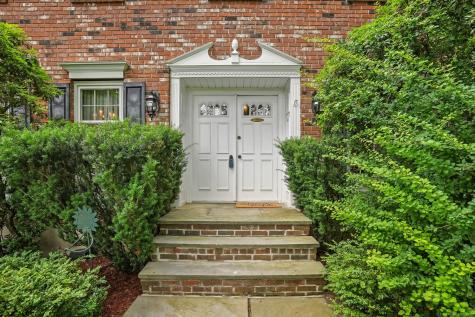 8 Settlers Road Bethel CT 06801
