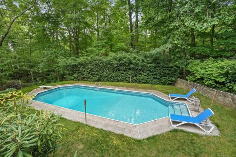 8 Settlers Road Bethel CT 06801