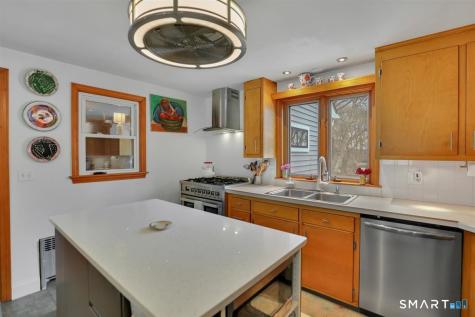 69 Denison Road Middletown CT 06457