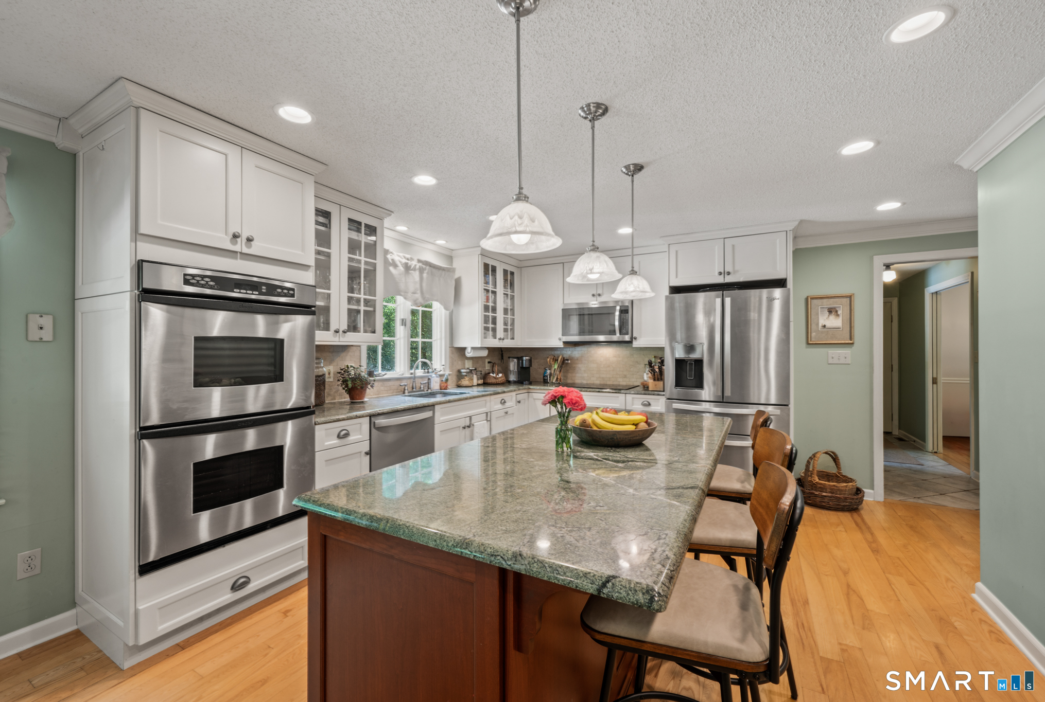 82 Beverly Drive Avon CT 06001