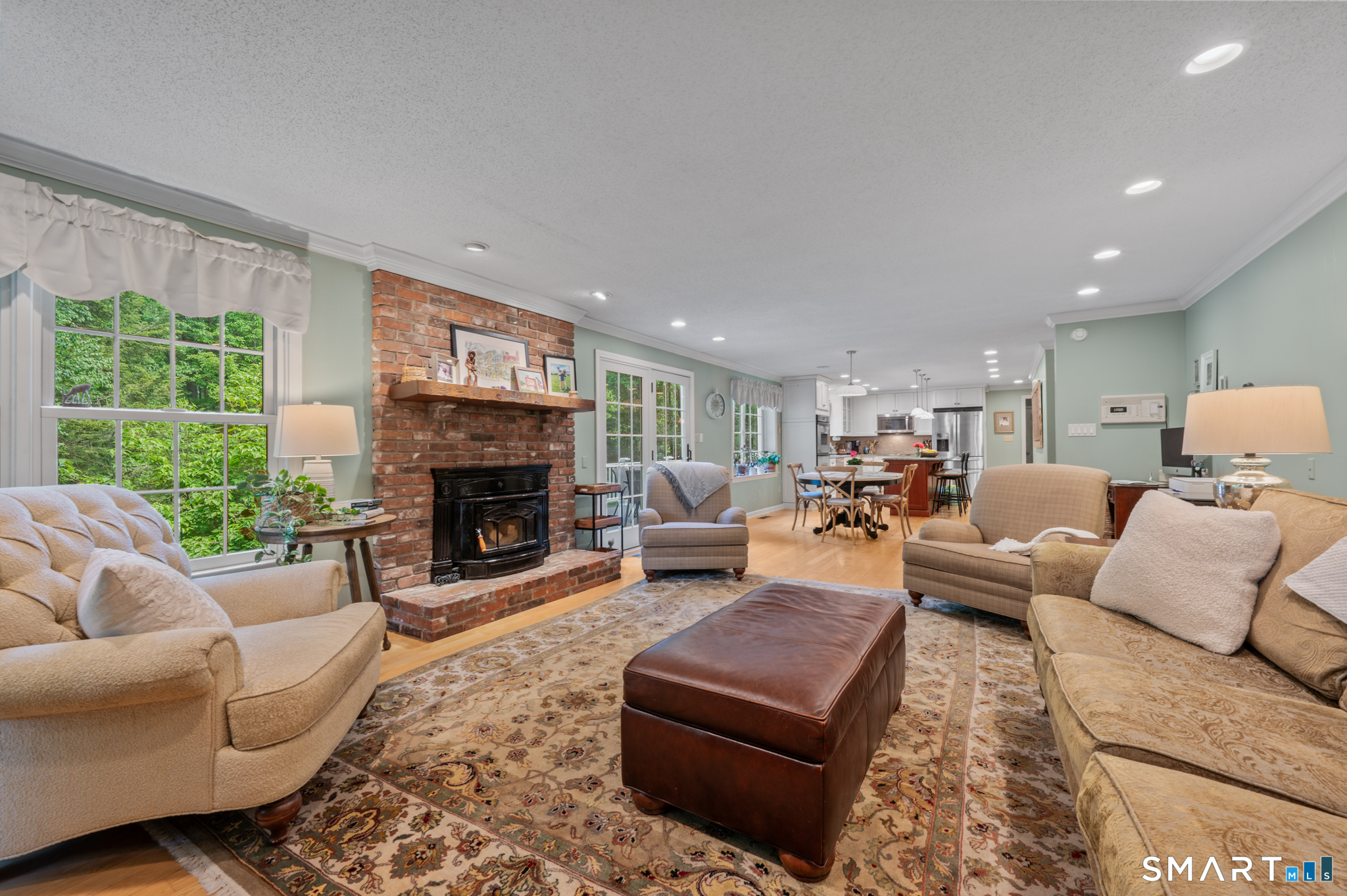82 Beverly Drive Avon CT 06001