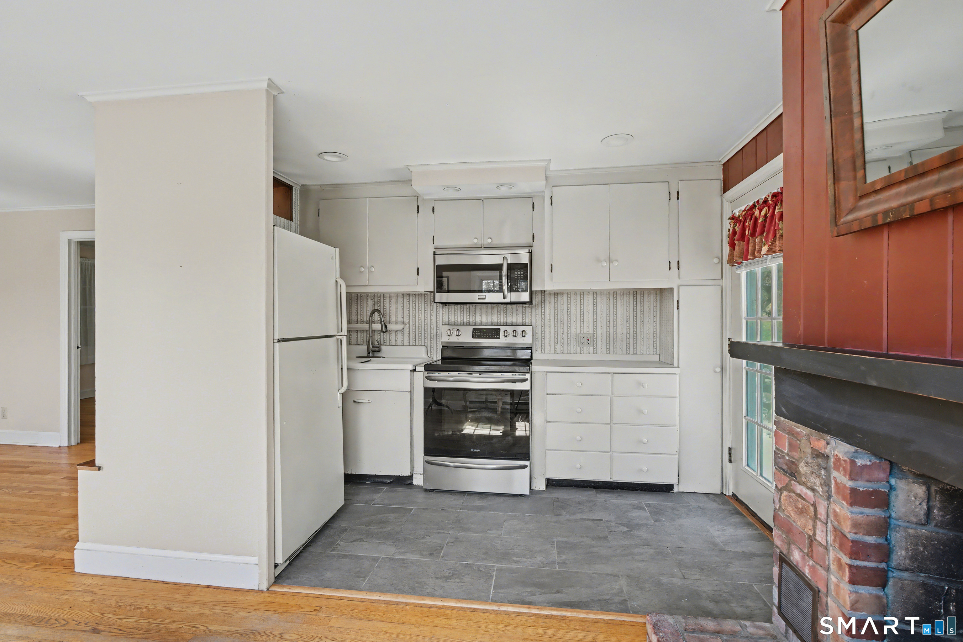 107 Horse Pond Road Madison CT 06443