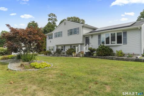26 Willard Avenue Old Saybrook CT 06475