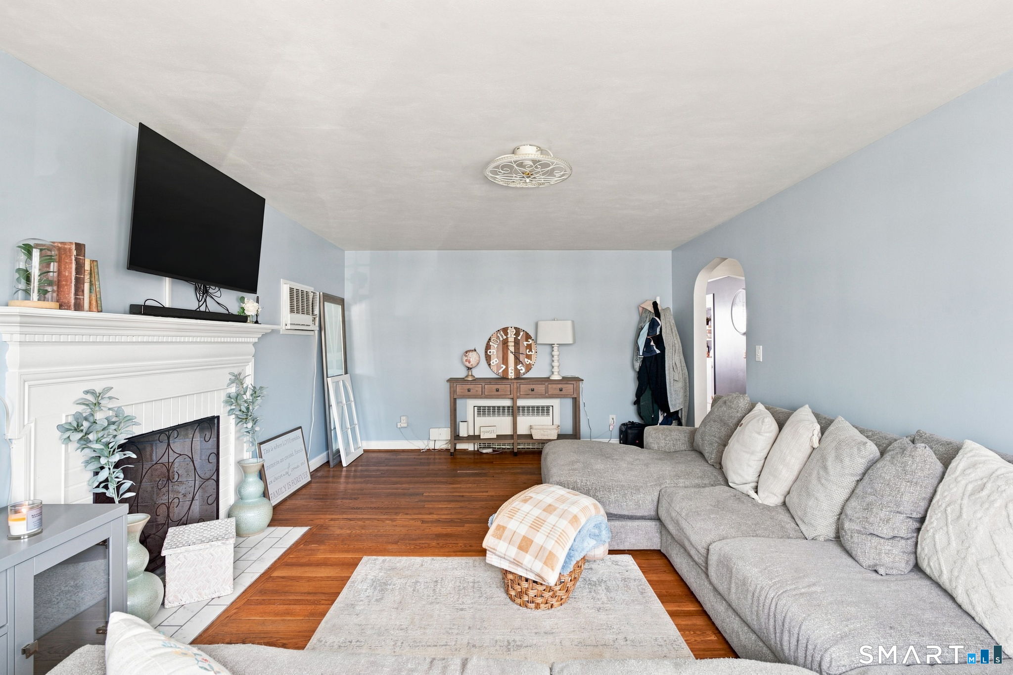 24 Governor Street New Britain CT 06053