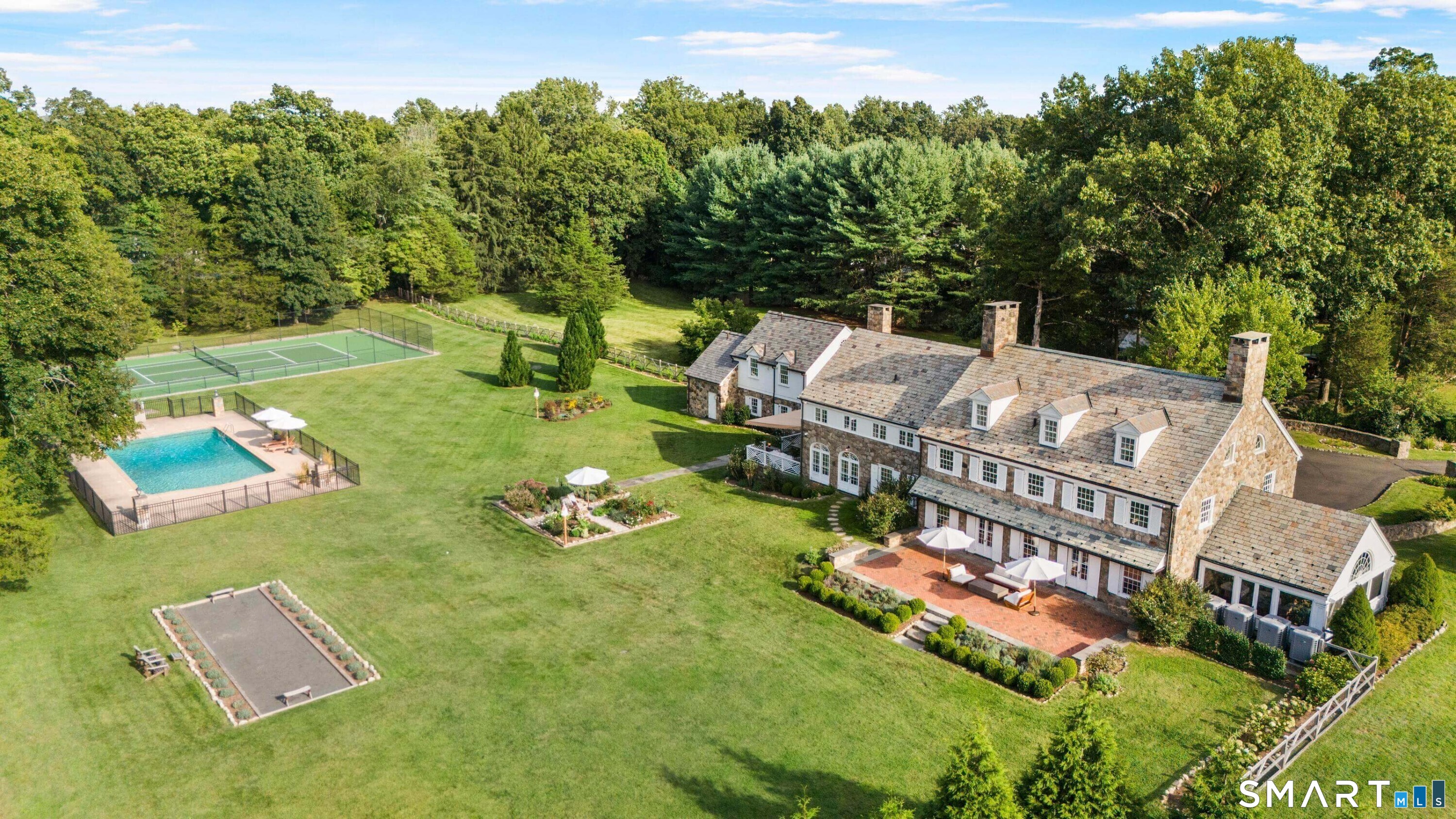 78 & 92 Pastures Lane New Canaan CT 06840
