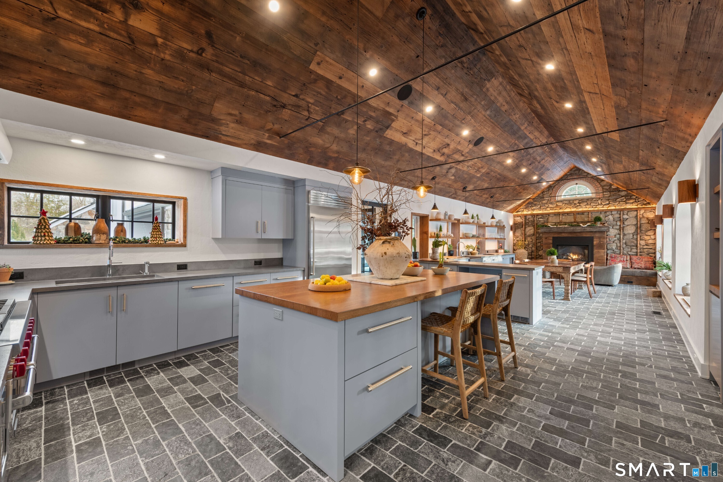78 & 92 Pastures Lane New Canaan CT 06840