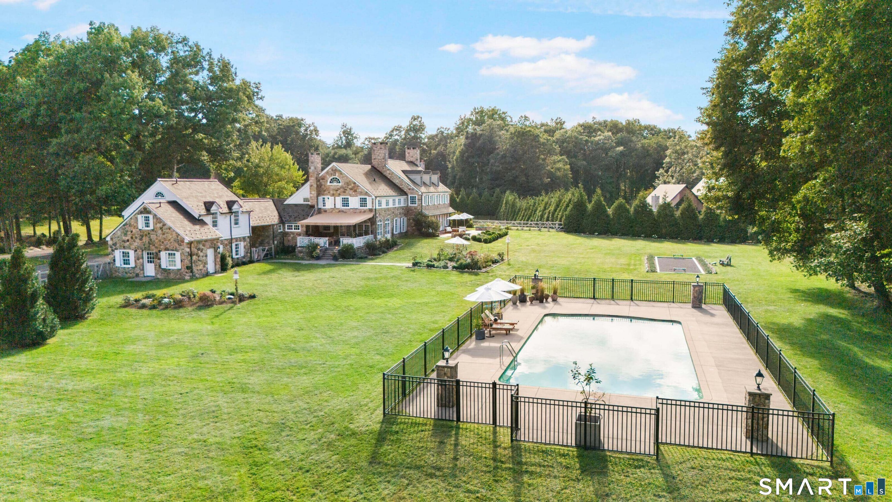 78 & 92 Pastures Lane New Canaan CT 06840