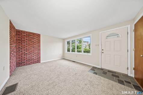 28 Vittorio Street Watertown CT 06779
