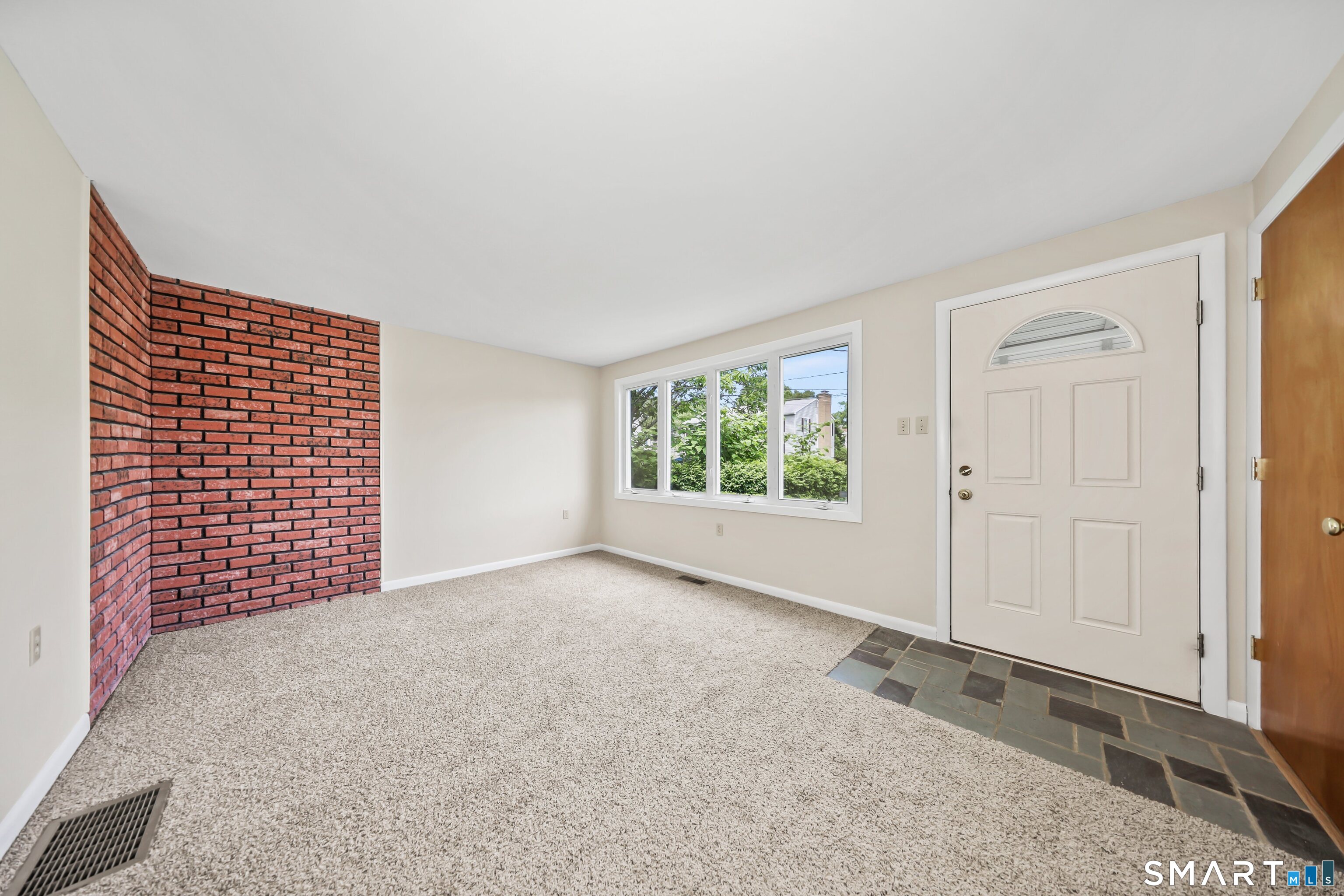 28 Vittorio Street Watertown CT 06779