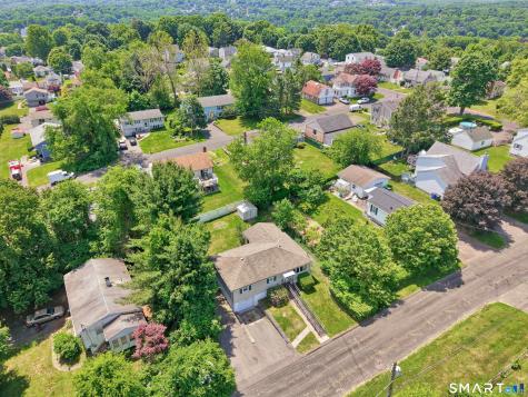 28 Vittorio Street Watertown CT 06779