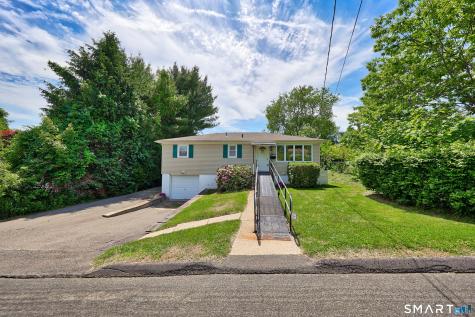 28 Vittorio Street Watertown CT 06779
