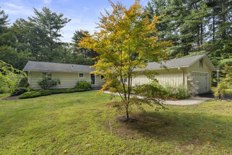 5 Vining Drive Simsbury CT 06070