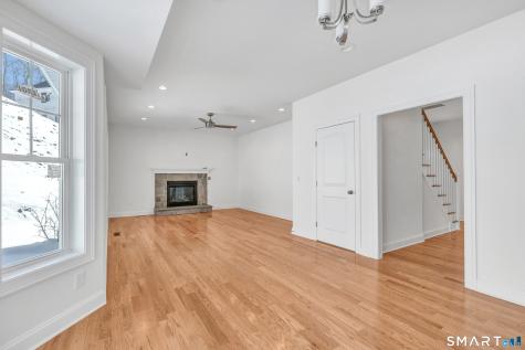 28 Hunting Ridge Road Middlebury CT 06762