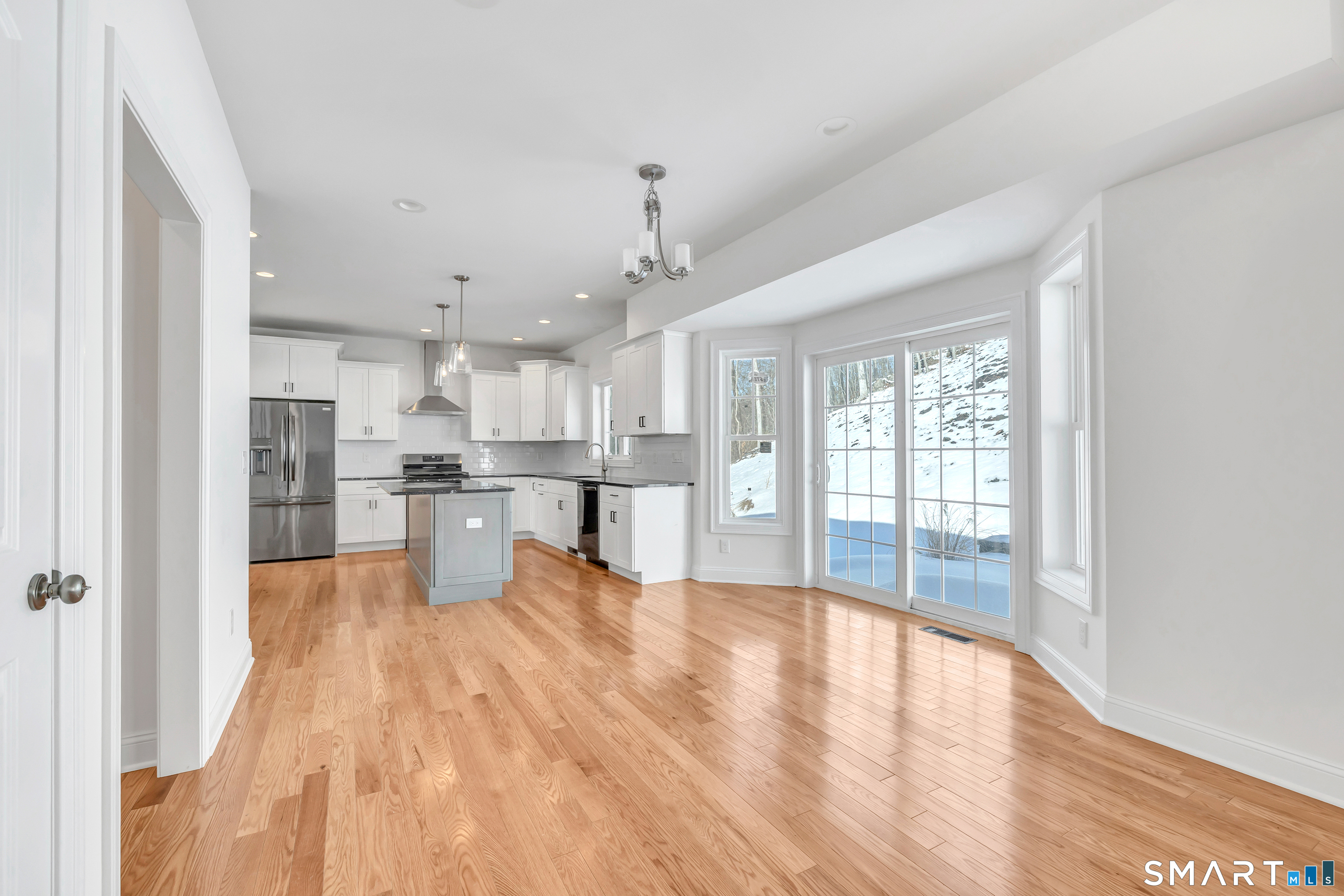 28 Hunting Ridge Road Middlebury CT 06762