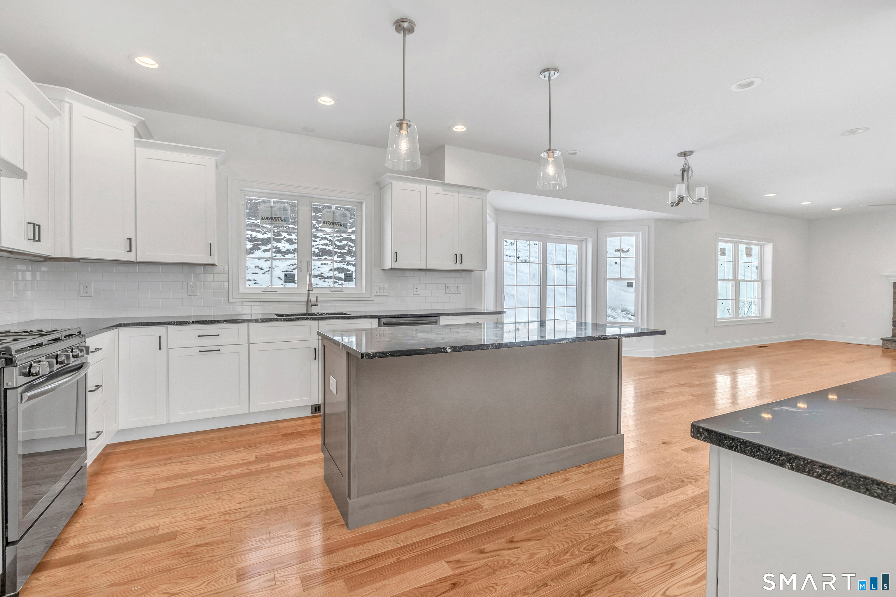28 Hunting Ridge Road Middlebury CT 06762