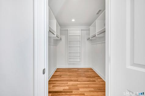 28 Hunting Ridge Road Middlebury CT 06762
