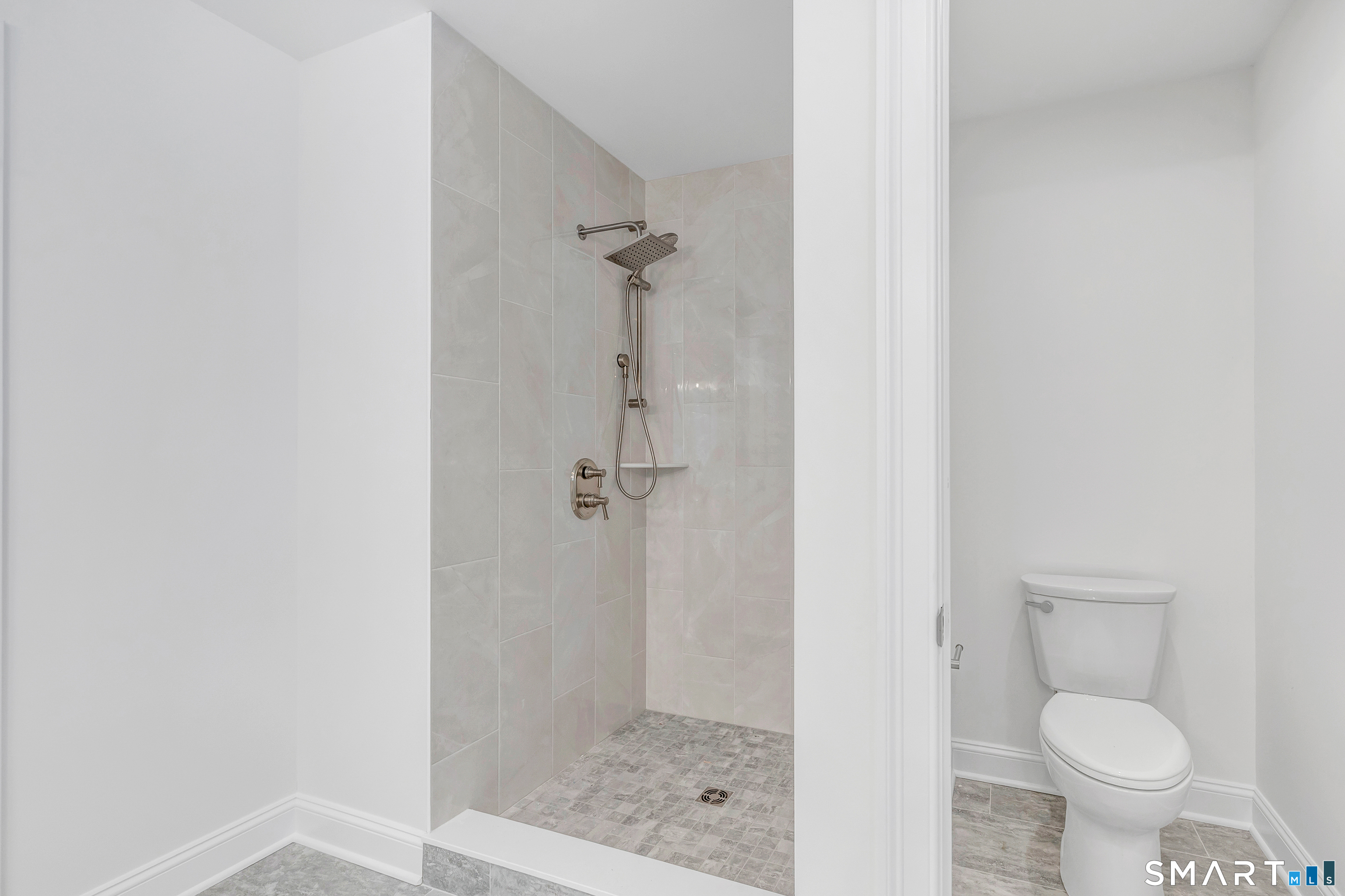 28 Hunting Ridge Road Middlebury CT 06762