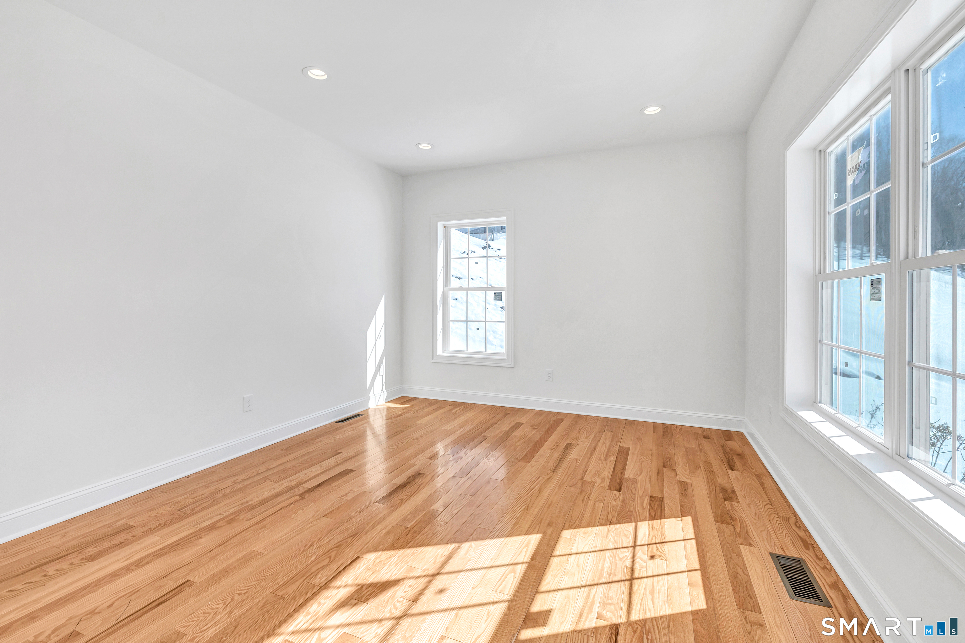 28 Hunting Ridge Road Middlebury CT 06762
