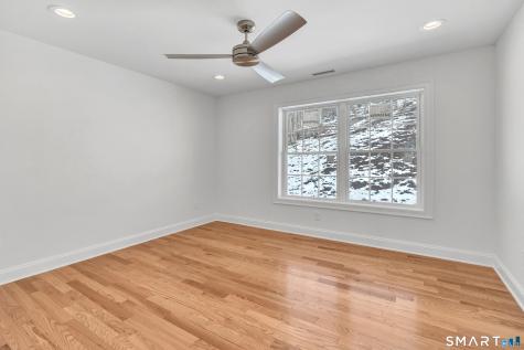 28 Hunting Ridge Road Middlebury CT 06762