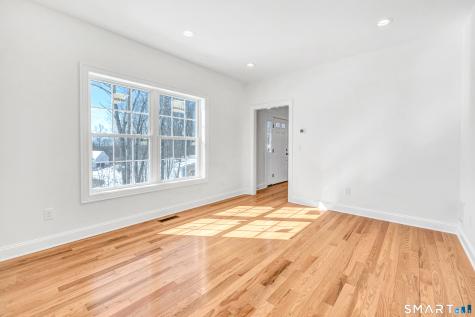 28 Hunting Ridge Road Middlebury CT 06762